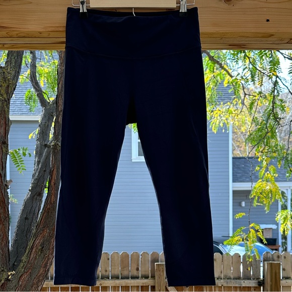 Athleta Salutation Navy Blue High Rise Crop Capri Blue medium - Picture 6 of 13